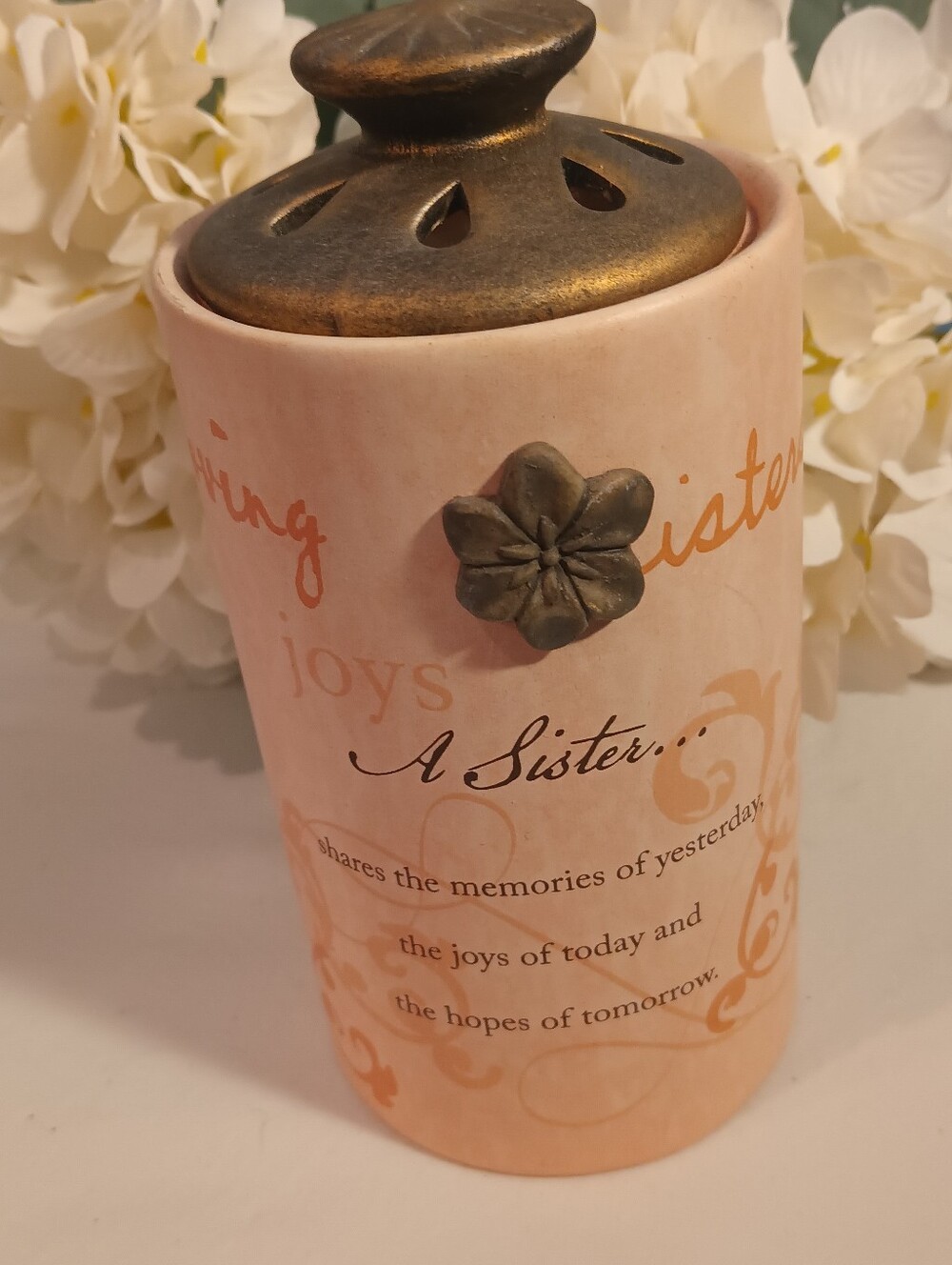 Ceramic Sisters Candle New Heart Warmers